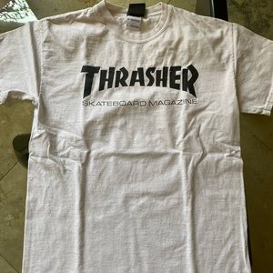 Thrasher t-shirt